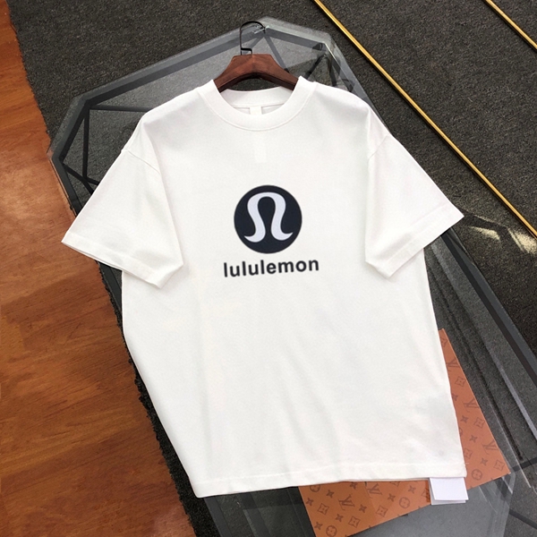 ブランドTシャツ正面デザイン